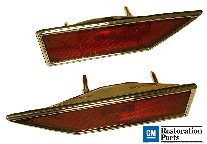 Rear Side Marker Light Assemblies, pair, 1970-72 Cutlass